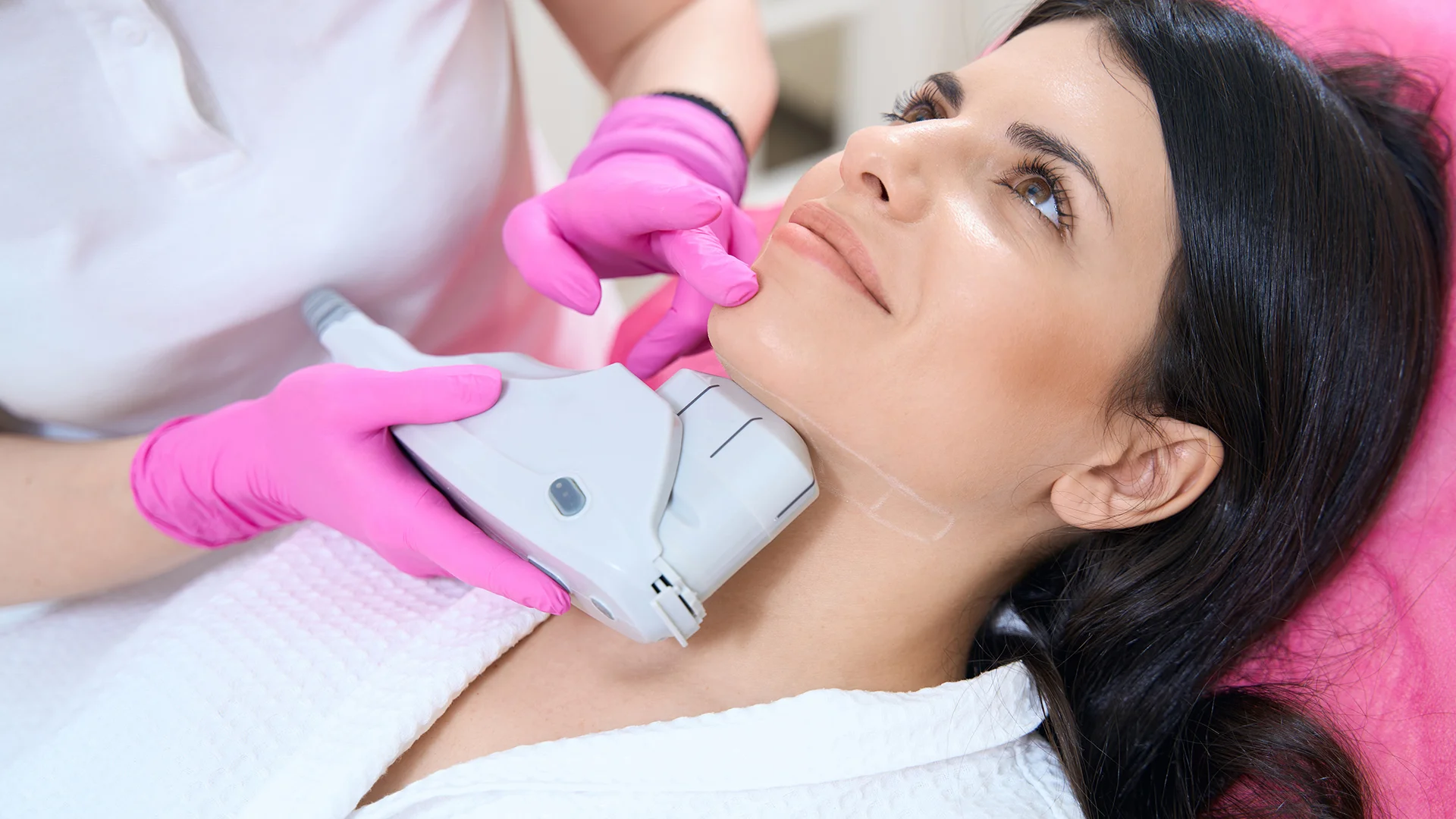 Double Chin Rejuvenation in Turkey